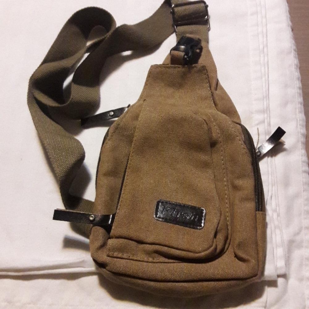One strap backpack - Picture 4 of 4